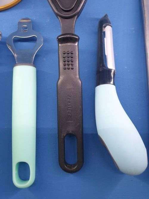 KITCHEN UTENSILS