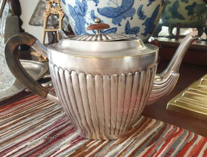 EPNS | TEA POT | PLATED | VINTAGE | DECOR |