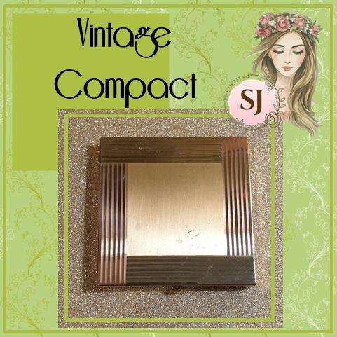 Vintage Compact WADSWORTH MADE IN THE USA MAKEUP COMPACT