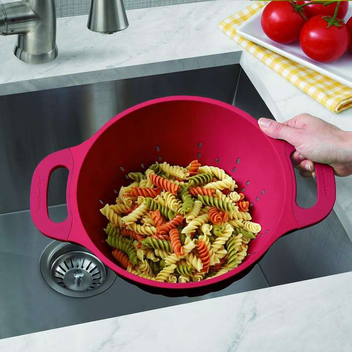 KitchenAid Classic Plastic Colander, 5-Quart, Red