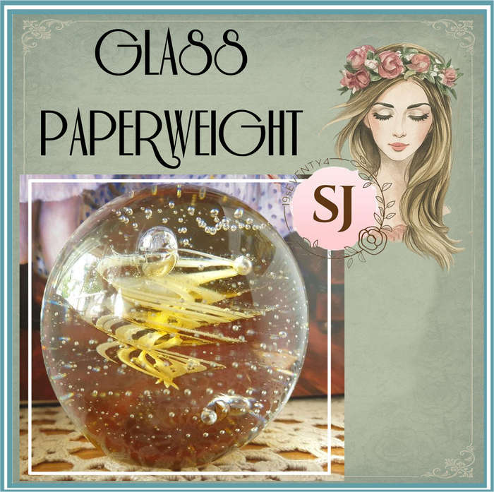 ROUND GLASS PAPERWEIGHT | GOOD CONDITION |