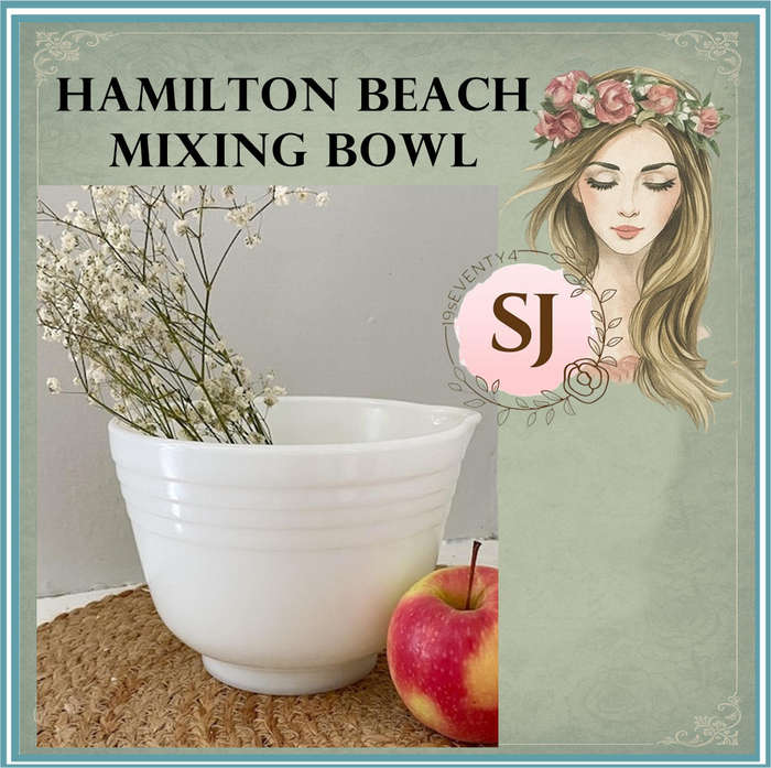 Hamilton Beach Pyrex White Mixing Bowl with Spout  Made in USA