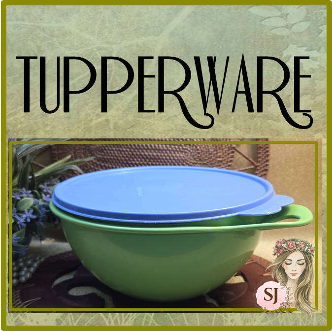 TUPPERWARE BOWL WITH LID