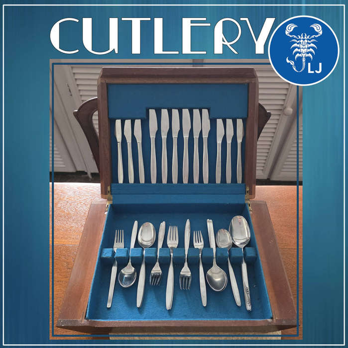 Wooden Cutlery box with Cutlery