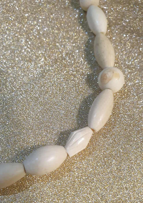 IVORY COLOUR BONE NECKLACE