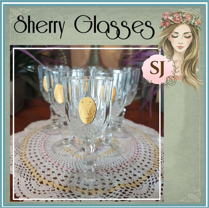 6 Small  Glasses made in Italy