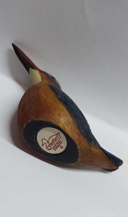 Lovely vintage Feathers of Knysns kingfisher figure