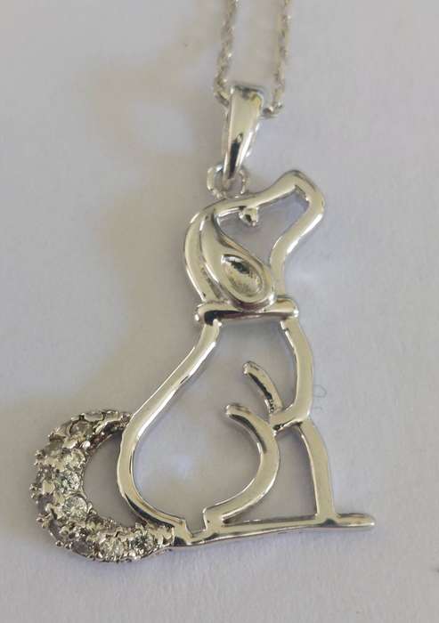 Cutest!! Vintage sterling silver dog pendant with chain 2.8g