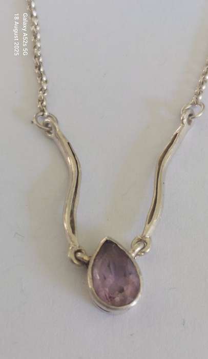 Spectacular vintage sterling silver amethyst necklace 5.6g