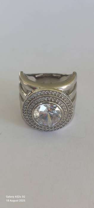 Magnificent large vintage sterling silver cz ring 8.9g
