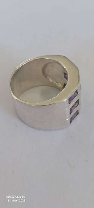Exquisite vintage sterling silver purple stone ring 12.2g
