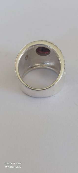 Magnificent large vintage sterling silver garnet ring 13.6g