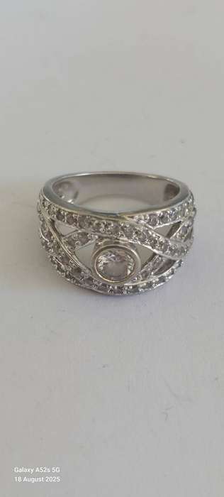 Spectacular vintage sterling silver cz ring 8.0g