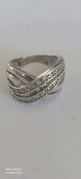 Stunning vintage sterling silver cz ring 5.2g