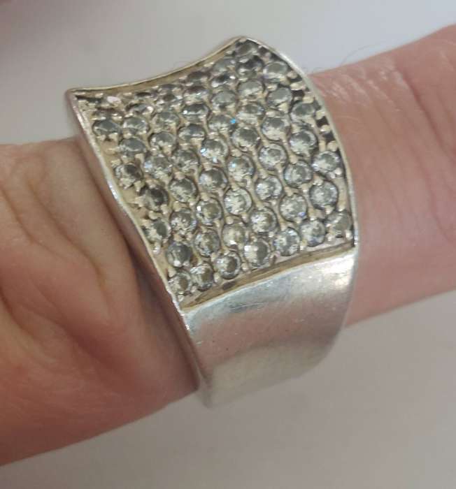 Lovely large vintage sterling silver cz ring 9.9g