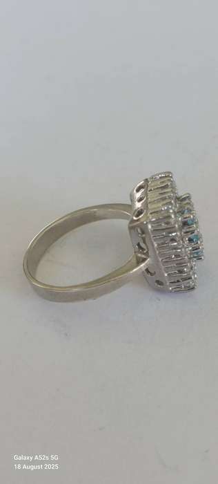 Spectacular vintage sterling silver blue stone & cz ring 5.9g