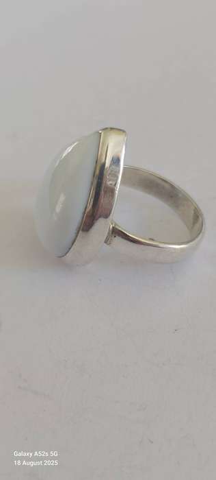 Gorgeous large Vintage sterling silver white stone ring 8.3g