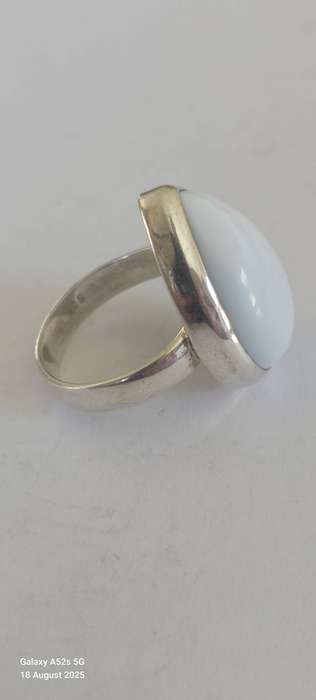 Gorgeous large Vintage sterling silver white stone ring 8.3g