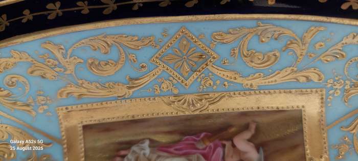Rare! 19th century Royal Vienna hand painted dish Value R6500