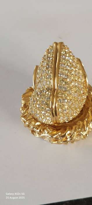 Rare vintage Este Lauder bird on nest perfume case Value R2000