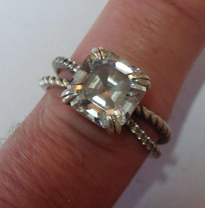 Spectacular vintage sterling silver cz ring 5.2g
