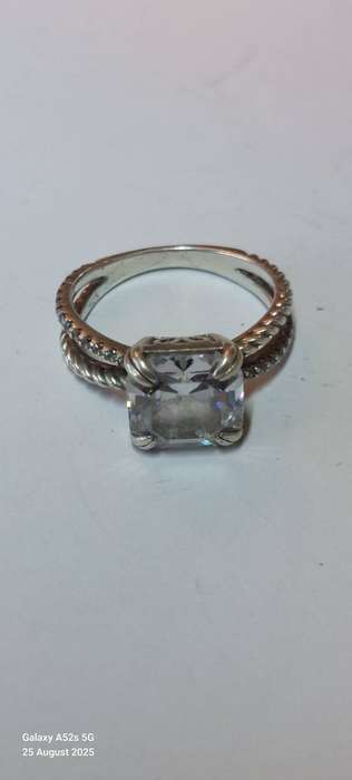 Spectacular vintage sterling silver cz ring 5.2g