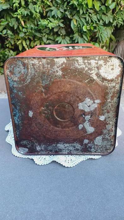 Large vintage bilingual Main Line Rooktabak tin - 10Lbs nett