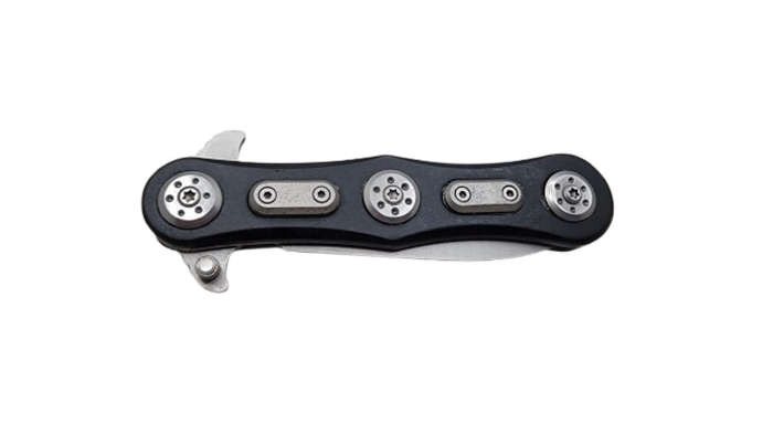 Folding Knife With Locking Blade