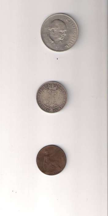 British Crown Half Crown Penny 1965 1900 1901