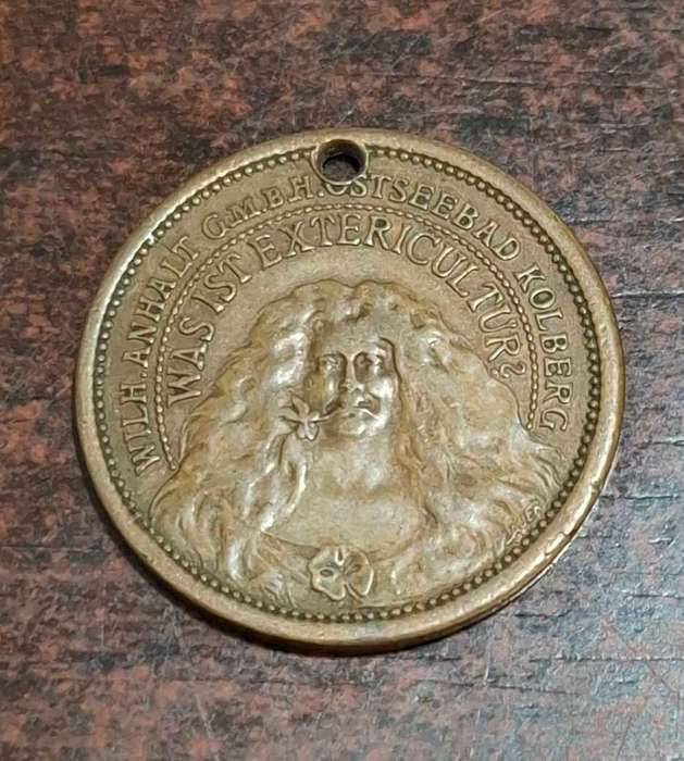 1911 GERMAN COIN BATH TOKEN WILHELM ANHALT OSTSEEBAD KOLBERG AOK PHARMACY BEAUTY