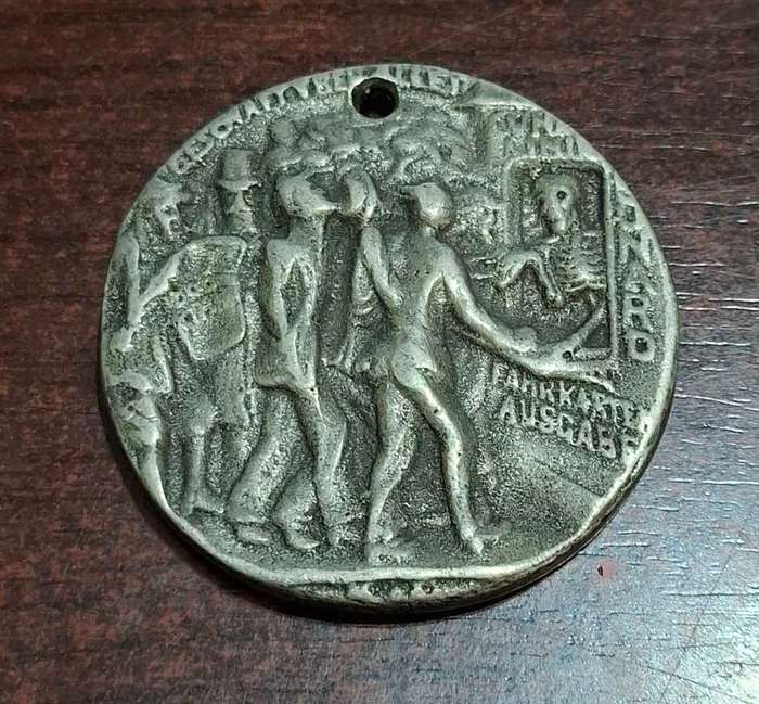 Antique Copy of German Medal Sinking of the RMS Lusitania, Artist Karl Goetz
