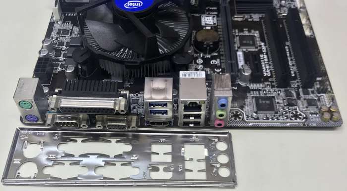 Gigabyte GA-H110M-S2PH Motherboard, i7 CPU And Memory Combo