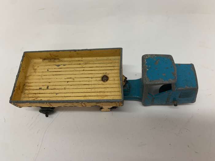 Dinky Toys - Mechanical Horse and Open Trailer