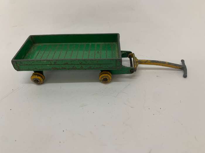 DINKY TOYS #105C HAND CART TRAILER GREEN MADE IN ENGLAND