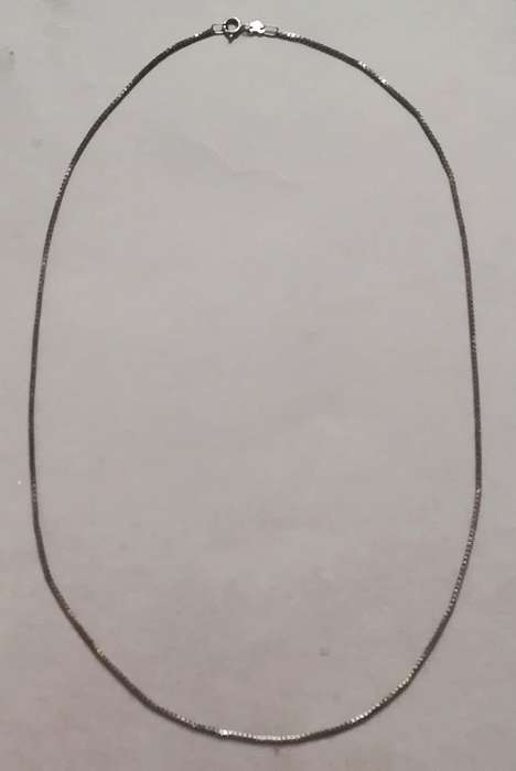 STERLING SILVER FINE CHAIN 450MM 2.6 GRAMS
