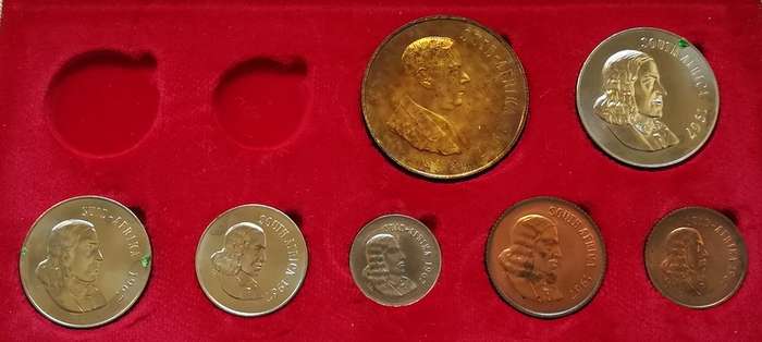 REPUBLIC 1967 PROOF SET S A M *NO GOL*