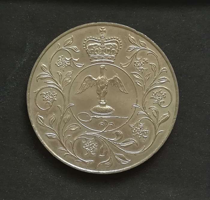 GREAT BRITAIN 1977 CROWN *BARCLAYS NATIONAL*