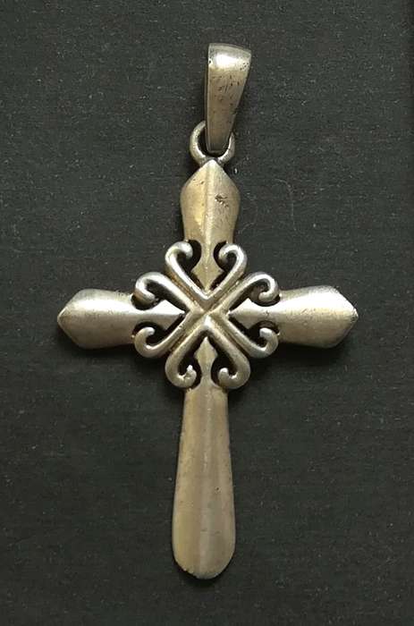 STERLING SILVER CROSS PENDANT  28 X 45MM 5.3 GRAMS