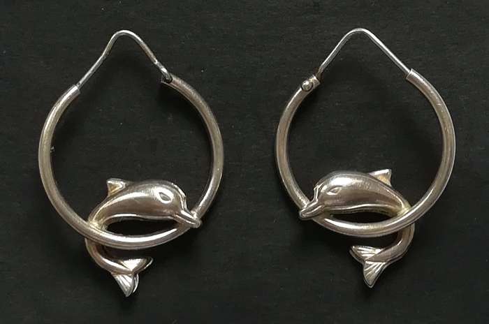 STERLING SILVER DOLPHIN HOOP EARRINGS 25X30MM 4.8 GRAMS