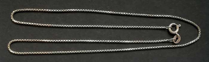 STERLING SILVER ITALY CHAIN 410MM 2.7 GRAMS