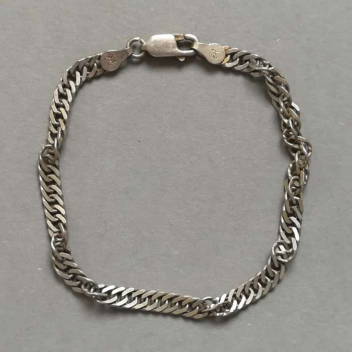 STERLING SILVER TWISTED CHAIN BRACELET 180MM 5 GRAMS