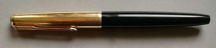 PARKER 65 FOUNTAIN PEN *GOLD PLATED CAP* **14K SOLID GOLD NIB** INSCRIBED