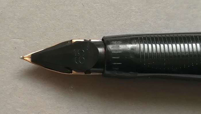 PARKER 65 FOUNTAIN PEN *GOLD PLATED CAP* **14K SOLID GOLD NIB** INSCRIBED