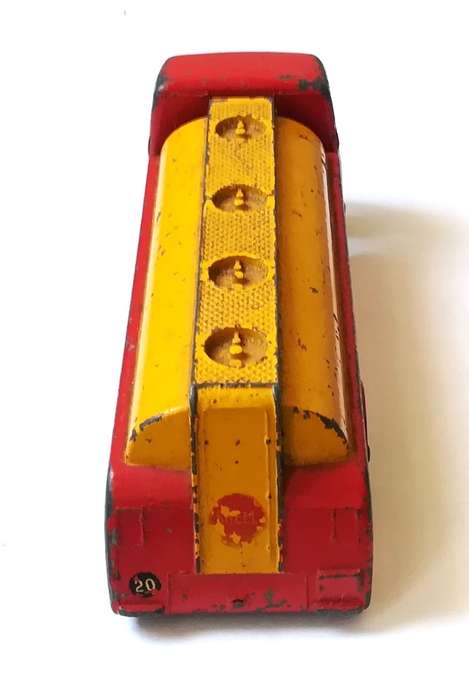 DINKY TOYS AEG MONARCH THOMPSON TANK *SHELL CHEMICALS LTD*
