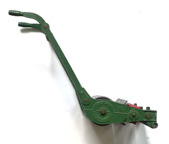 DINKY SUPERTOY LAWN MOWER 751