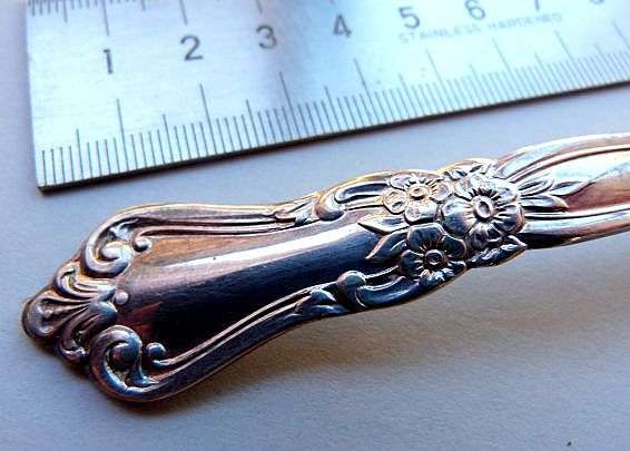 SERVING SPOON. ROGERS. ONEIDA