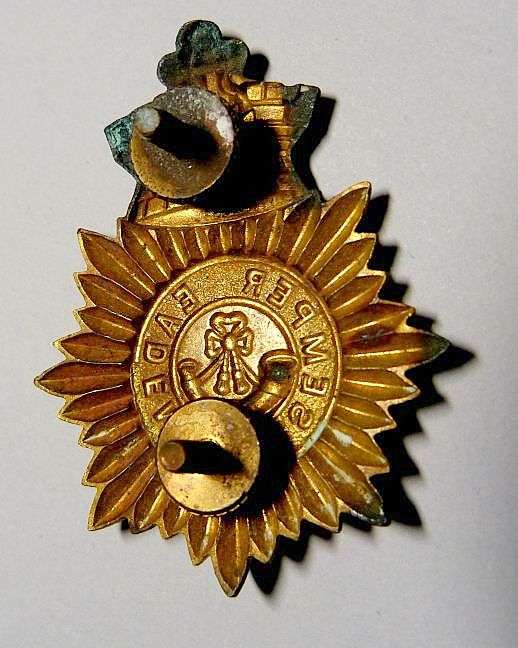 BARET BADGE "SEMPER EADEM".SA