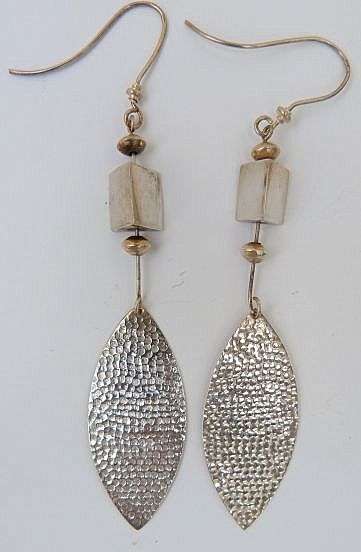 STERLING SILVER VINTAGE EARRINGS. UNUSED