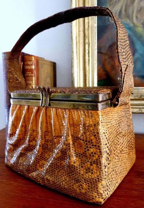 ART DECO PHYTHON SNAKE BAG