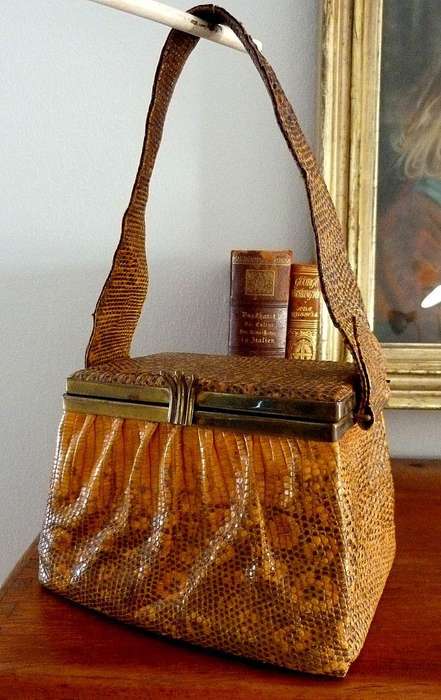 ART DECO PHYTHON SNAKE BAG